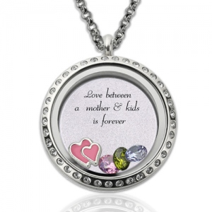 Medalhão gravado com pedras zodiacais: presente de amor para a mãe