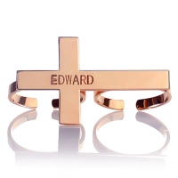 Personalized Two-finger Cross Ring with Name Rose Gold