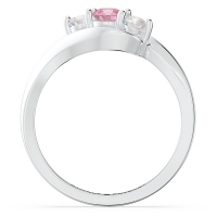 Three Stone Swirl Ring